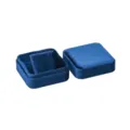 Caja de joyas de terciopelo azul oscuro, estuche cuadrado para anillos con forro interior suave. - Caja de collar cuadrada redondeada / Azul marino