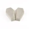 Boîte à bague cercueil en velours gris clair, boîte à bijoux gothique pour cadeaux d'Halloween. - Boîtes à bagues G96 / Beige