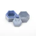 Caja de joyería de terciopelo hexagonal gris azulado, elegante caja organizadora de collares. - Caja de Collar Colgante Hexagonal (G80) / Gris Azulado