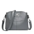 Graue Leder Umhängetasche für Damen, stilvolle Schultertasche mit verstellbarem Riemen. - Grau
