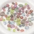 Gemischte Acrylperlen Perlen Mix Blumen Tropfen lose Perlen DIY Schmuckzubehoer! - 500g/Packung (ca. 550 Stk.) / Transparent Mattiert Goldbemalt Gemischt (Zufällig Gemischt)