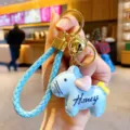 Blauer Leder Pony Schlüsselanhänger mit geflochtenem Band, süßem Herz Taschenanhänger und Glocke. - Beutelverpackung / Blau