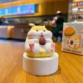 Cute hamster resin figurine variant, creative desktop decoration ornament for home and office decor. - Melon Seed Style