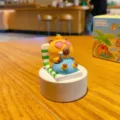 Süße Wasserschwein Resinfigur Strand Urlaub Auto Ornament kreative Desktop Heimdekoration - Liegestuhl Kapibara