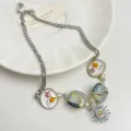 Chique emaillen knoop ketting met prachtige zon hanger, elegant gedetailleerd sleutelbeen sieraad. - Hoofdafbeelding Stijl (Z-1243)