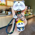Süßer Panda Schlüsselanhänger mit gelbem Hut Anhänger und Bambus Armband Variante, modisch. - Gelber Hut Panda / OPP-Beutel-Verpackung