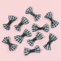 Grün-weiße Karostoff-Schleifen, Mini-Schleifen für DIY-Haaraccessoires und Basteln. - Dunkelgrün