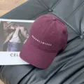 Vista detallada de la gorra de béisbol bordada Brooklyn 1985, sombrero de algodón versátil. - 55-59 / Fucsia
