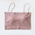 Altrosa nahtloses gepolstertes Bandeau-Top mit feinen Spaghettiträgern für Damen. - Einheitsgröße / Hellrosa - Kurz
