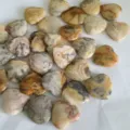 Natural 2cm heart-shaped mixed color crystal stone ornaments - Crazy Agate