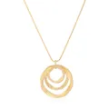 Vista dettagliata del pendente ad anelli multipli e della catena fine di questa collana. - Oro (YN-1217-G)