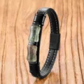 Close-up detail of the black leather bracelet featuring green bamboo stone beads and magnetic clasp. - 19cm / Pack / Fluorite