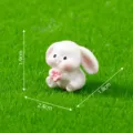 Mini statuetta in resina di coniglio con grandi orecchie, perfetta per micro paesaggio DIY e auto. - 1.9cmx2.4cmx1.8cm