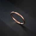 Bague fine minimaliste en or rose avec petit zircon, anneau empilable en acier inoxydable chic. - Taille 5 / Strass Unique / Or rose