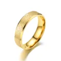 Goldfarbener Edelstahlring mit mattem Glitzereffekt und polierten doppelten Facettenkanten. - Größe 5 / 6mm Doppel Abgeschrägt Sandgestrahlt / Gold