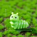 Kleine grüne Raupe Figur für Mikro-Landschaft DIY Dekor, süßes Kunstharz Desktop Ornament 2cm - Raupe Groß (4#)