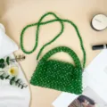 Borsa a mano perle acrilico verde fatta a mano tracolla donna elegante da sera chic - Verde