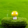 Mini fungo giallo miniatura per giardino fatato fai da te paesaggio decoro 1.4x1.1cm. - N. 17 piccolo cinque punti giallo