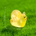 Luminous resin snail figurine miniature ornament for moss micro landscape DIY decor 2.7cm - Yellow Large