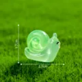 Mini luminous resin snail figurine, green cute micro landscape DIY miniature decor ornament - Green Small