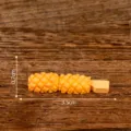 Miniatur Harz Lebensmittel Oden Spieß Modell DIY Zubehör, 3.5x0.7cm für Mikrolandschaft Dekoration. - Tintenfischrollen