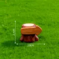 Miniatura figura de tocón de árbol de resina con flecha, linda variante de decoración de jardín. - Cartel de árbol con flecha n.º 6