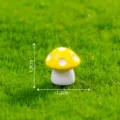 Mini statuetta di fungo giallo per paesaggio di muschio fai da te decorazione del giardino - N. 9 medio sei punti giallo
