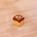 Miniature simulation bread cake model, DIY micro landscape decoration accessory, cute tiny pastry ornament. - No. 3 Bread