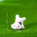 Süße Mini Kuh Figur für Moos Mikrolandschaft Desktop Auto Interieur Dekoration 3x3.3cm - Nr. 2 Salto