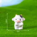 Süße Mini Kuh Harz Figur Mikrolandschaft Auto Desktop Ornament Heimdekoration Zubehör - Nr. 3 Fußheben