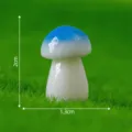 Miniature figurine champignon bleu pour micro paysage jardin DIY déco taille 2cm SKU - Petit champignon charnu n° 9