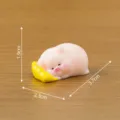Mignonne figurine miniature de cochon endormi en résine pour décor micro-paysage. 3.7cm - N° 3 couleur unie cochon qui dort