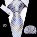 Heren blauw goud geruite das set met pochet en manchetknopen voor formele zakenkleding. - S3