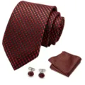 Detailopname van de elegante rode en zwarte stropdas, pochet en manchetknopen set. - Stijl S63