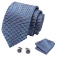 Gedetailleerd overzicht van de heren stropdas set, blauw-witte das met pochet en manchetknopen. - Stijl S67