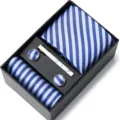 Coffret cravate rayée bleue pour homme avec pochette boutons de manchette pince. - HB60