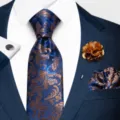 Conjunto de corbata floral azul para hombre con pañuelo boutonnière y gemelos a juego incluidos. - 12648-SF191