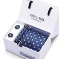 Blaues Seidenkrawatten Set mit Einstecktuch und Manschettenknöpfen Geschenkkarton - SB70