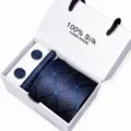 Blauwe zijden stropdas en manchetknopen cadeauverpakking set voor formele zakenkleding. - SB269