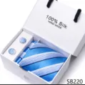 Blauwe gestreepte zijden das set met bijpassende manchetknopen en geschenkdoos. - SB220