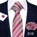 Completo cravatta a righe rosse da uomo con fazzoletto e gemelli per affari formali - S16