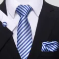 Conjunto de corbata a rayas formal de negocios para hombre con pañuelo de bolsillo y gemelos a juego. - Estilo S60