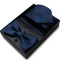 Heren donkerblauwe geometrische jacquard stropdas vlinderdas pochet manchetknopen set. - WB259