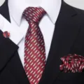 Conjunto corbata a rayas rojas pañuelo y gemelos para traje formal de negocios - S39
