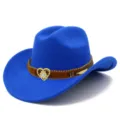 Close-up detail van een levendige blauwe vilt western cowboyhoed met bruine band en gesp. - Eén maat / Saffierblauw