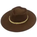 Braunes Wildlederhut Detail mit einzigartiger Herz Krone und eleganter goldener Borte. - Einheitsgröße / Kaffeebraun