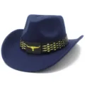 Gedetailleerd close-up van de blauwe western cowboyhoed met het gouden stierenembleem. - Eén maat / Donkerblauw