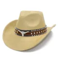 Stilvoller Wildleder-Cowboyhut mit Nietenband und Stierschädel-Detail für den Westen. - Einheitsgröße / 2#