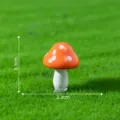 Miniatur Holz Pilz Figur für Moos Mikrolandschaft Garten Dekoration, rot und weißes Design. - Orange