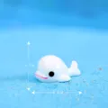 Mini figurine en resine de beluga blanc accessoire DIY pour terrarium de mousse de plantes grasses. - Dauphin / Grand dauphin blanc